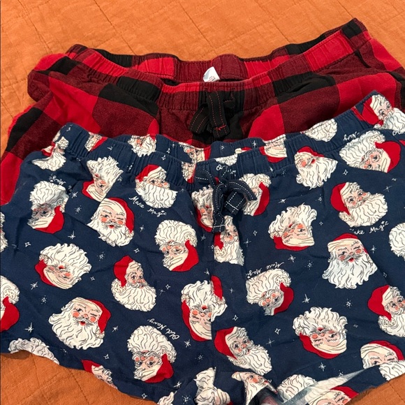 Old Navy Christmas Pajama Shorts - Picture 1 of 5